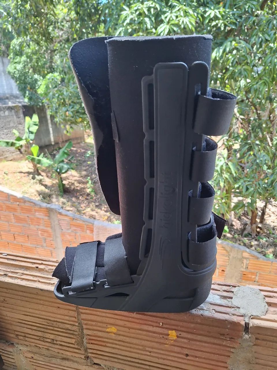 Bota hidrolight tamanho P