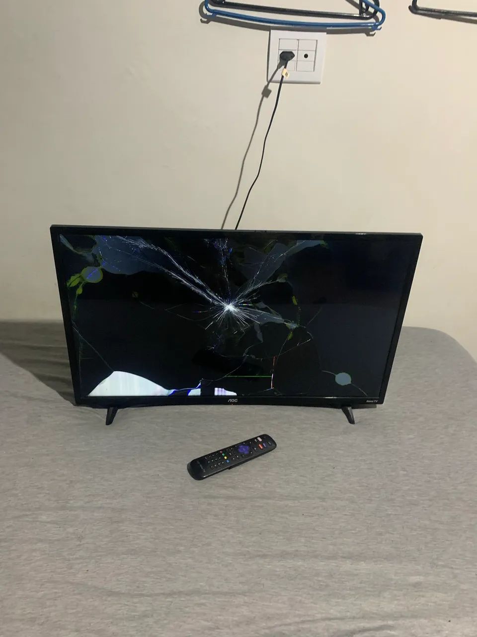 Smart tv aoc roku 32 polegadas só trocar a tela64308565227523122
