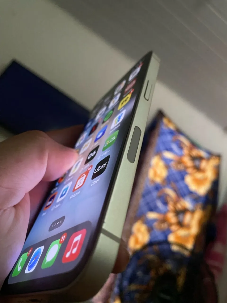IPHONE 13 impecável
