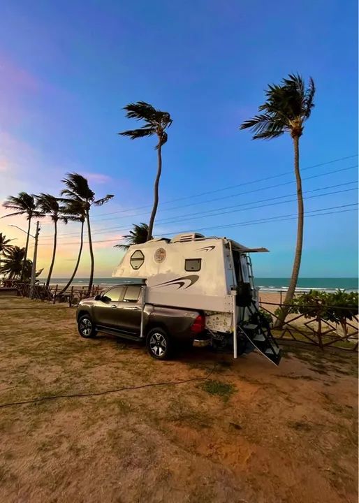 Camper 4x4 para aventuras inesquecíveis!