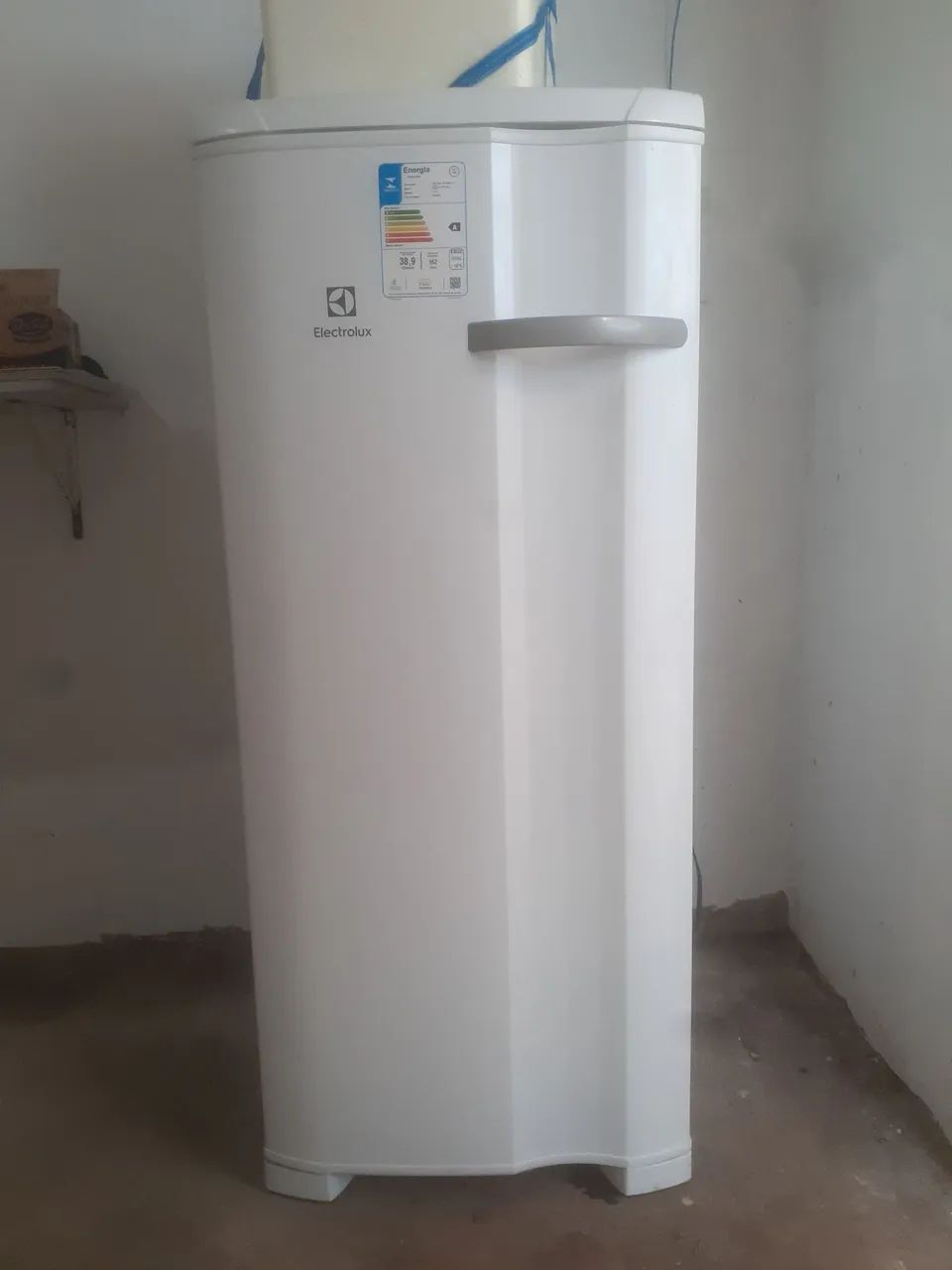 Freezer vertical Eletrolux 