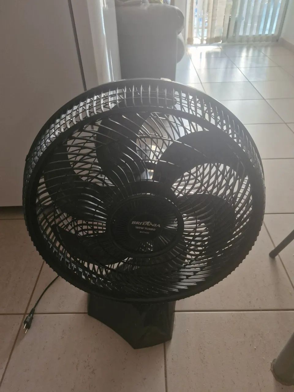 Ventilador de Mesa Britânia Maxx Force BVT400 40cm - Preto - 220V