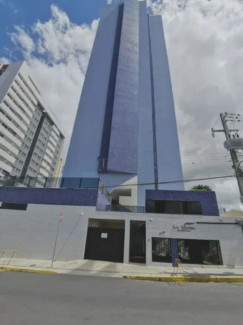 Apartamento com 03 quartos em Maurício de Nassau - Caruaru - PE