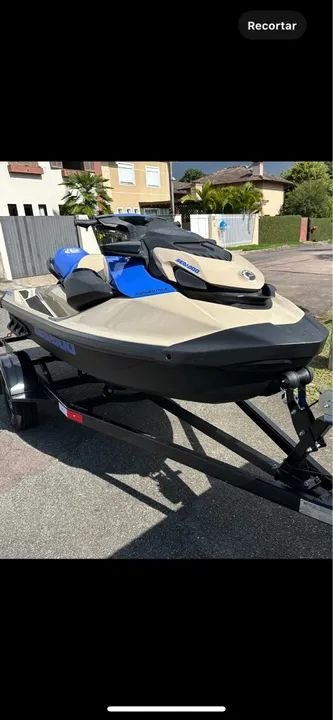 Jet ski Sea Doo Wake 170 2025 sem uso c/carreta okm 65 a vista restante em 12 X sem juros