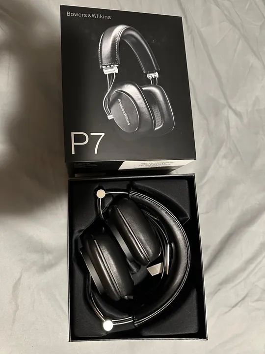 Fones de Ouvido Bowers & Wilkins P7 - Semi Novo