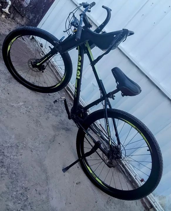 Bicicleta Caloi Aro 29 com cadeirinha para Criança - Foto 3