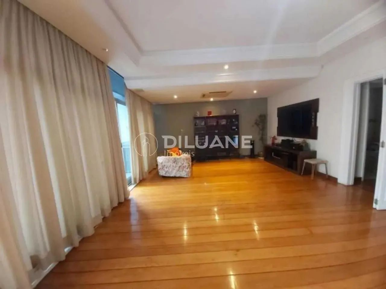 Sensacional apartamento de 4 quartos com varanda!!! - Foto 2