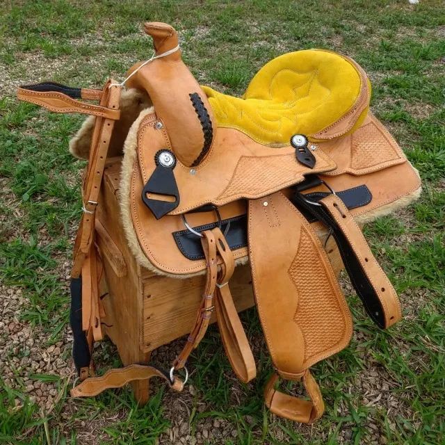 Sela Americana Prova de Laço VF Natural