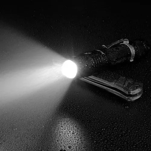 Lanterna Tática Militar Sofirn SP31 - 1200 Lúmens Profissional Bateria Recarregável - Foto 6