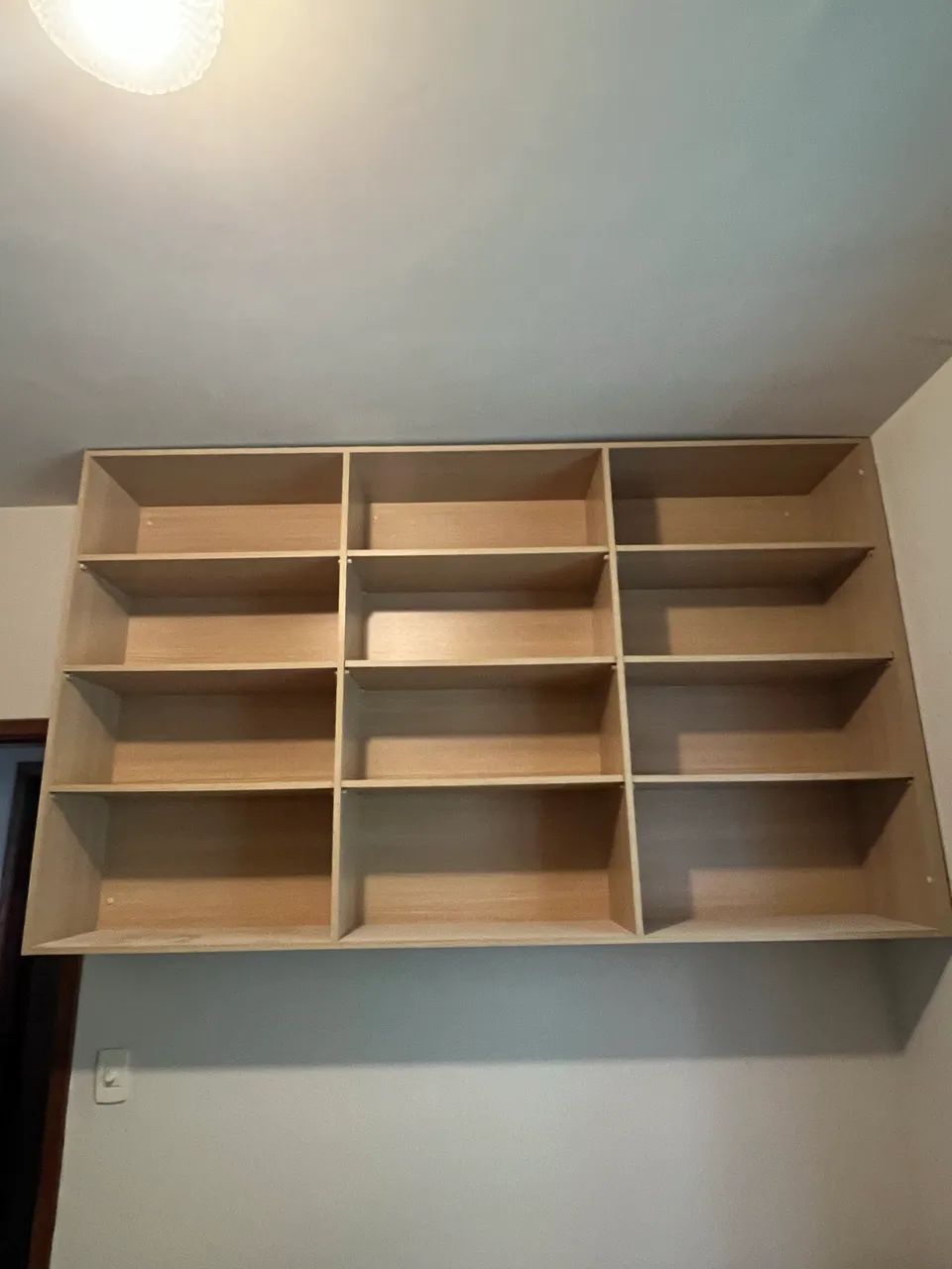 Livreiro com Bancada em MDF Premium - Foto 4