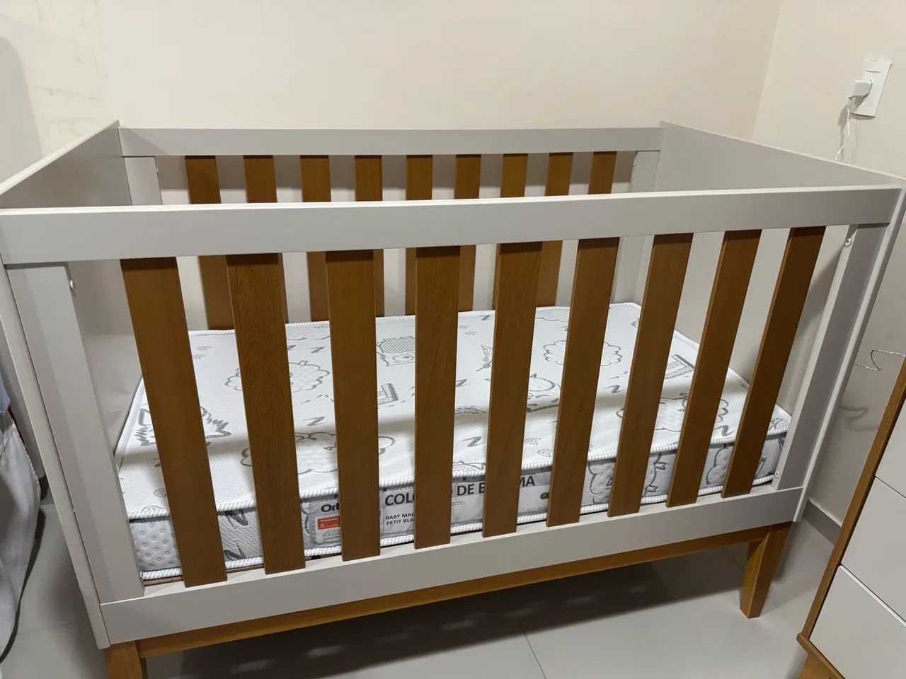 Berço 2 em 1 com colchão  - Foto 3