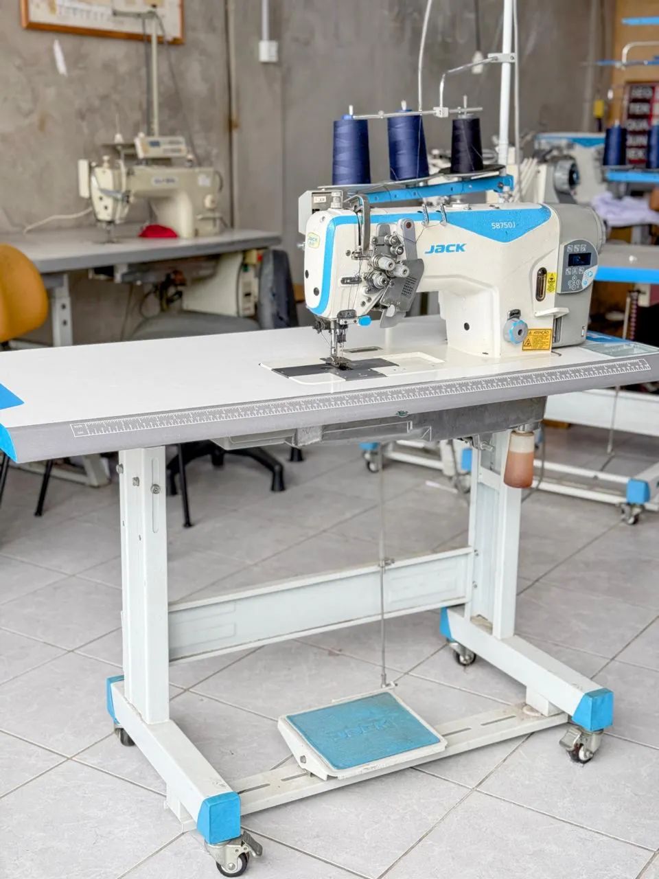 MAQUINA DE 2 AGULHAS ELETRÔNICA JACK TOP DE LINHA - Foto 2