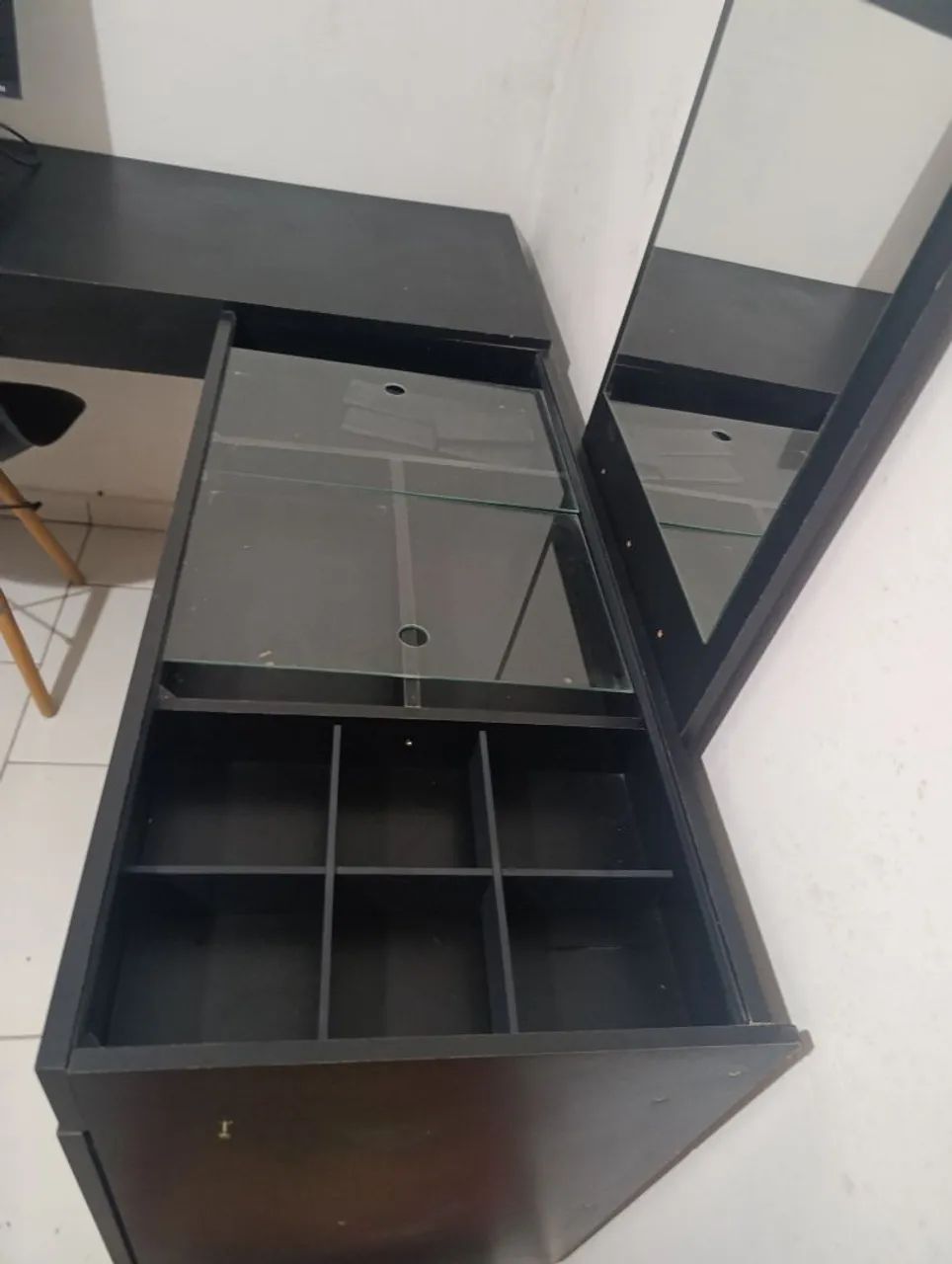 Escrivaninha Penteadeira De Canto Com Espelho  - Foto 4