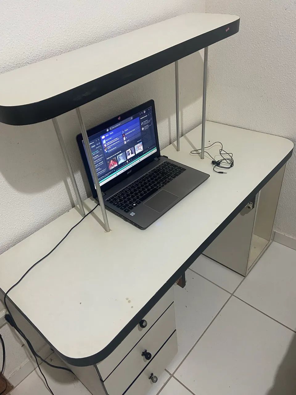 MESA DE COMPUTADOR  - Foto 5