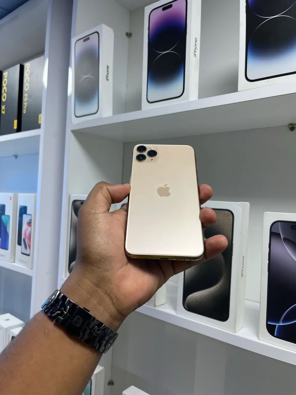 IPHONE 11 PRO MAX 256GB - Foto 5