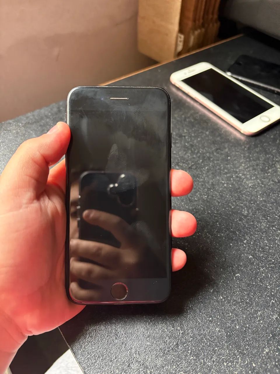 Lote com 3 iPhones 7 128GB - R$ 800 os 3 - Foto 4