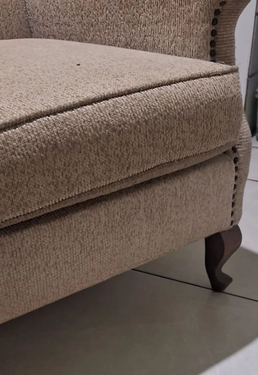 Sofa clássico,  pe cabriolete  - Foto 2