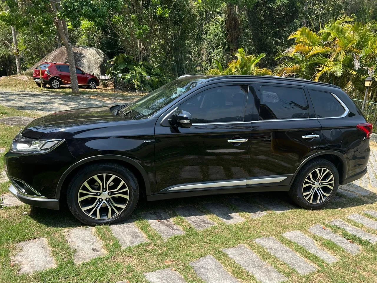 Mitsubishi Outlander 2016