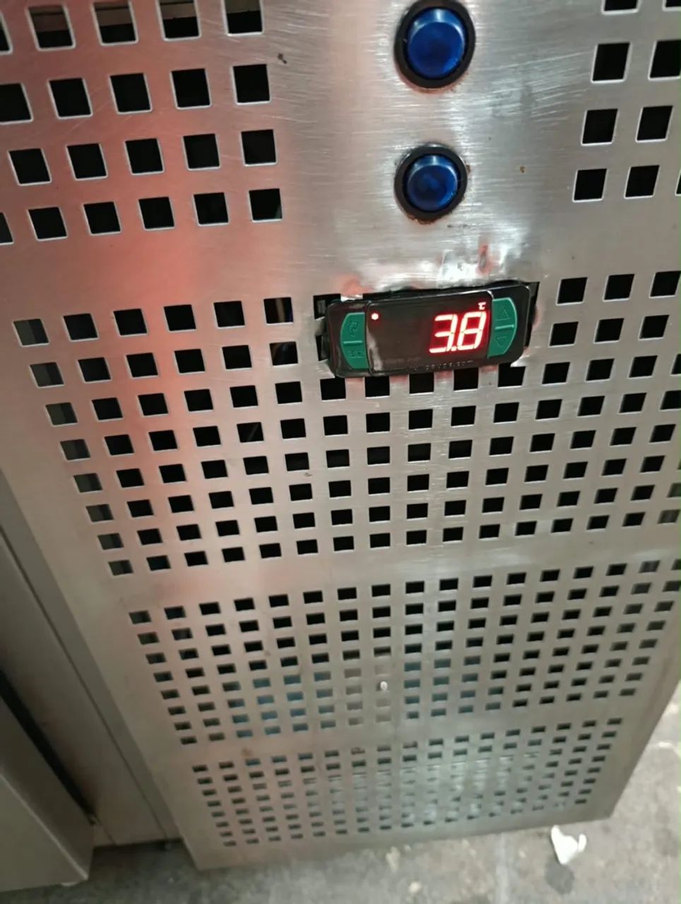 Balcão condimentadora refrigerado  - Foto 2