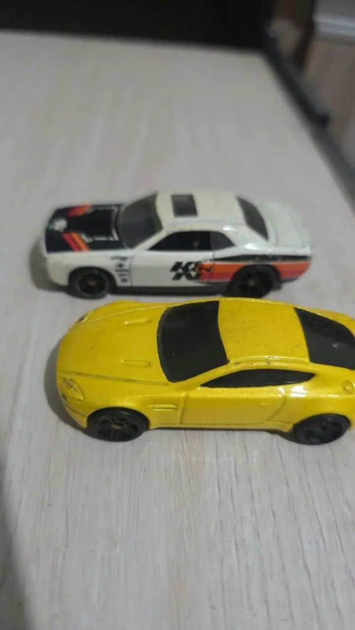 Hotwheels variados - Foto 3