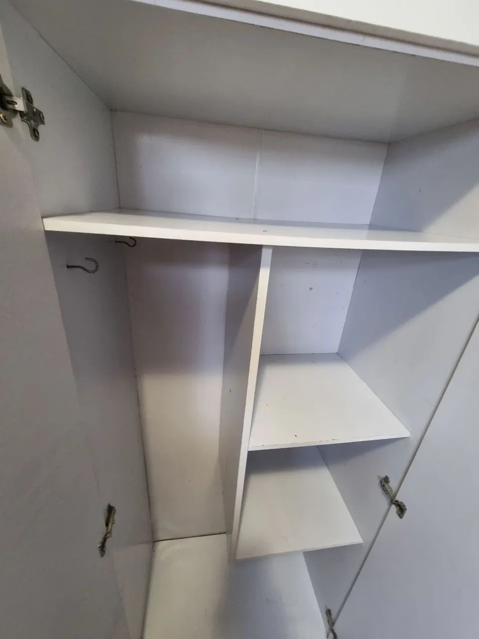 Armário multiuso com pés  - Foto 2