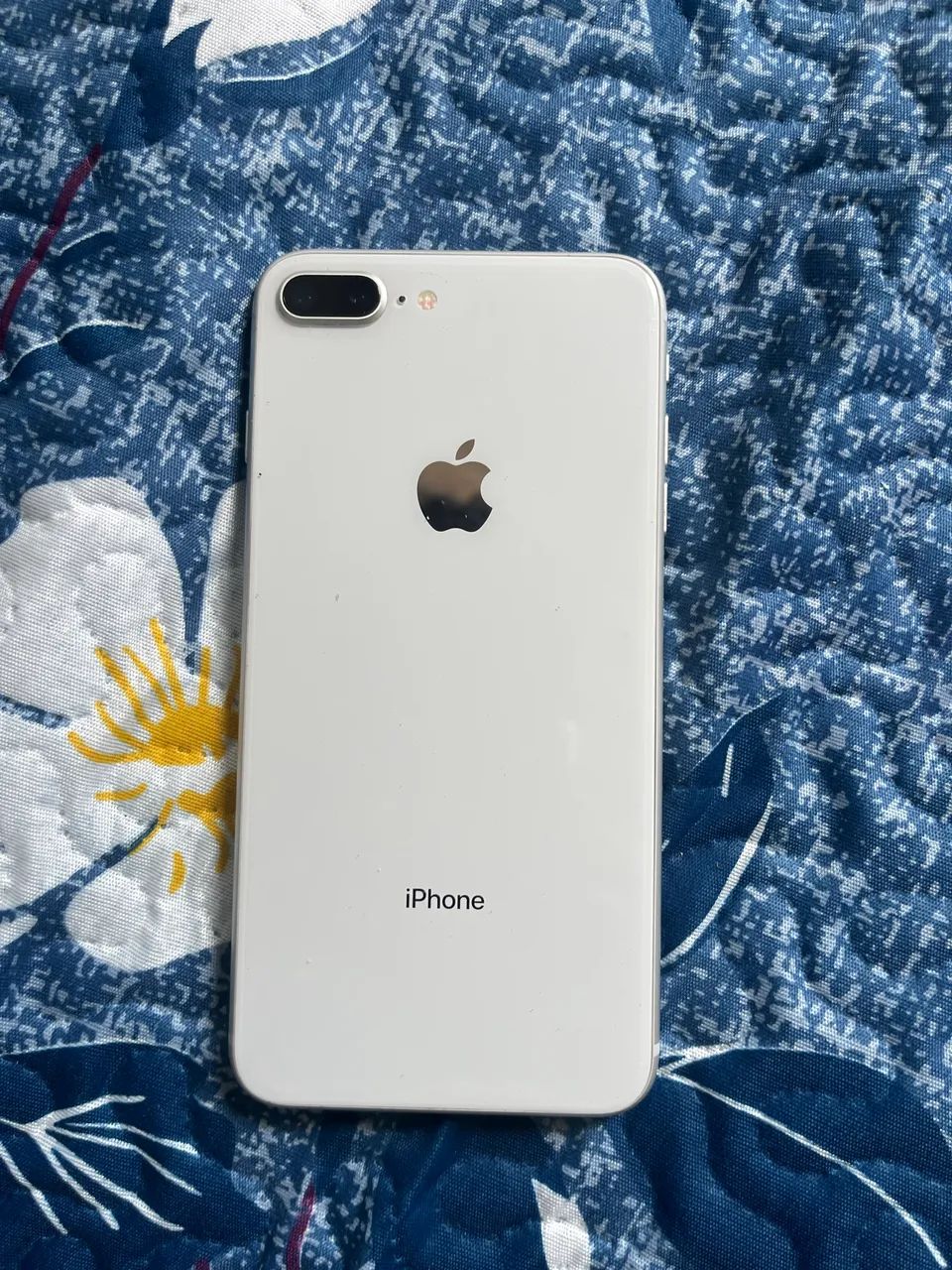 iPhone 8 Plus 