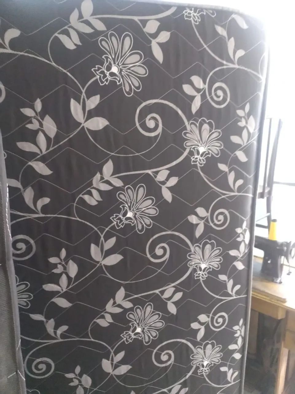 Cama de solteiro acoplada nova 
