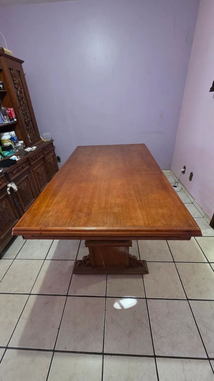 Conjunto mesa e armário