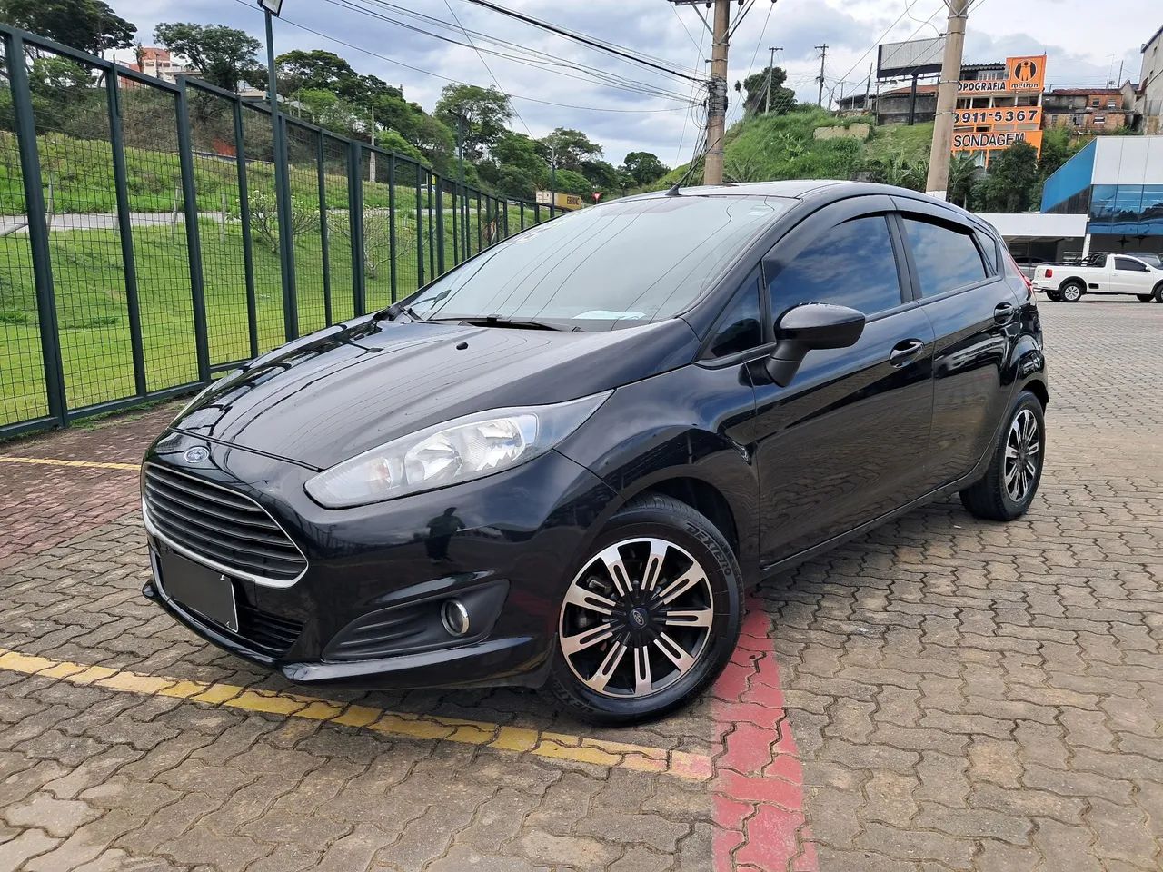 Ford Fiesta 1.5 16V FLEX MEC. 5P 2016