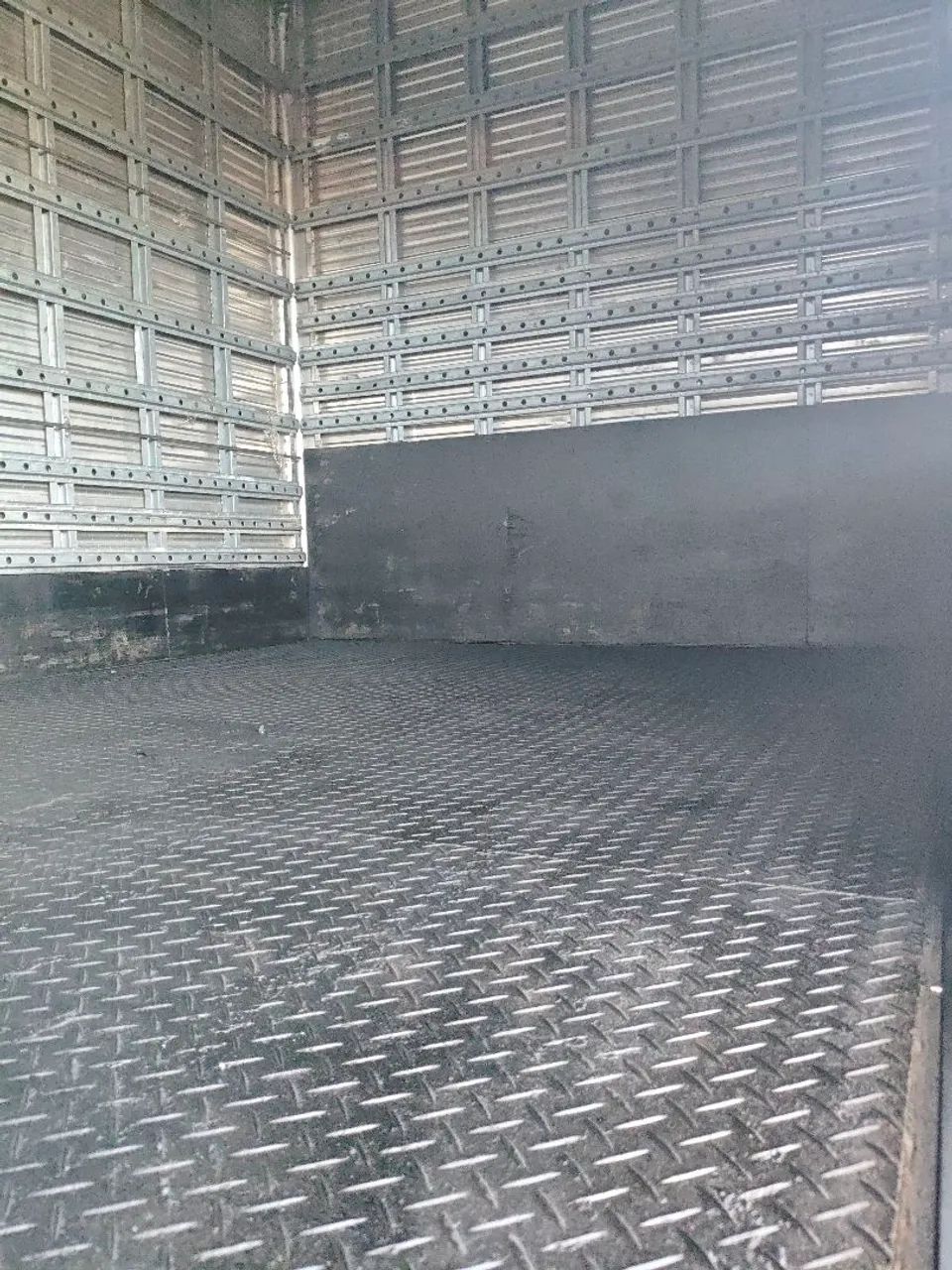 Volks 13-180 Toco Novo 2011 motor MWM - Foto 3