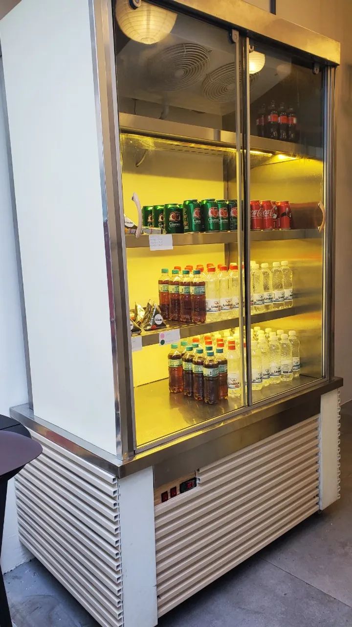 VITRINE EXPOSITORA REFRIGERADA 220V