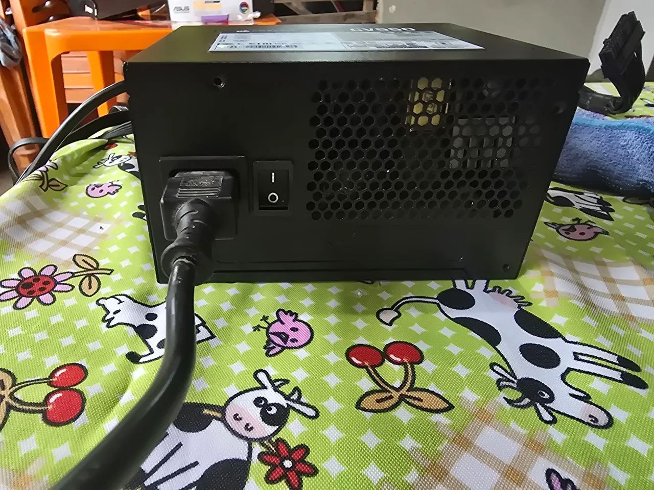 Fonte corsair 550 (usada) - Foto 2