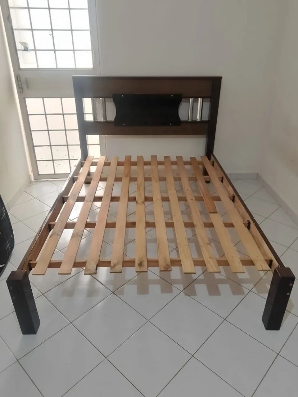 Cama com colchão  - Foto 2