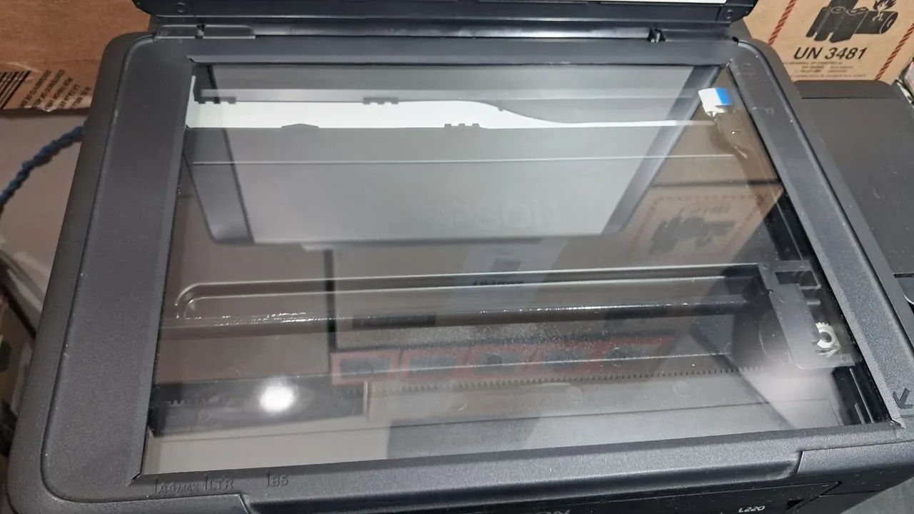 EPSON L220 MULTIFUNCIONAL- SÓ IMPRIME EM PRETO - Foto 2