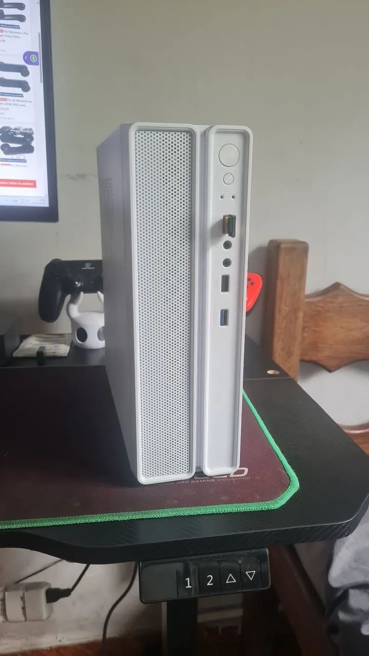 PC slim branco AMD