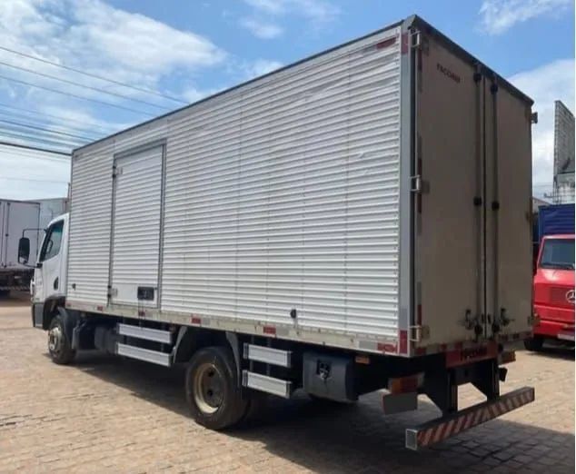 ACCELO 815 BAÚ SECO ANO 2015 - Foto 4
