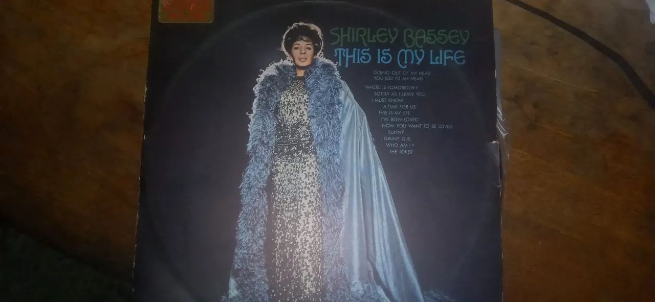 3 discos vinil Shirley bassey - Foto 2