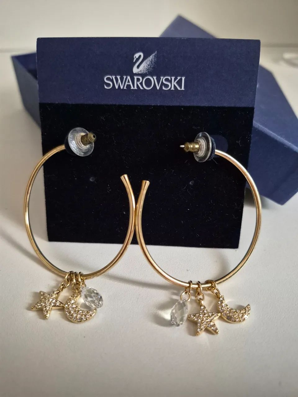 Brinco Swarovski Original - Argola com Estrela, Lua e Cristal | Com Certificado - Foto 3