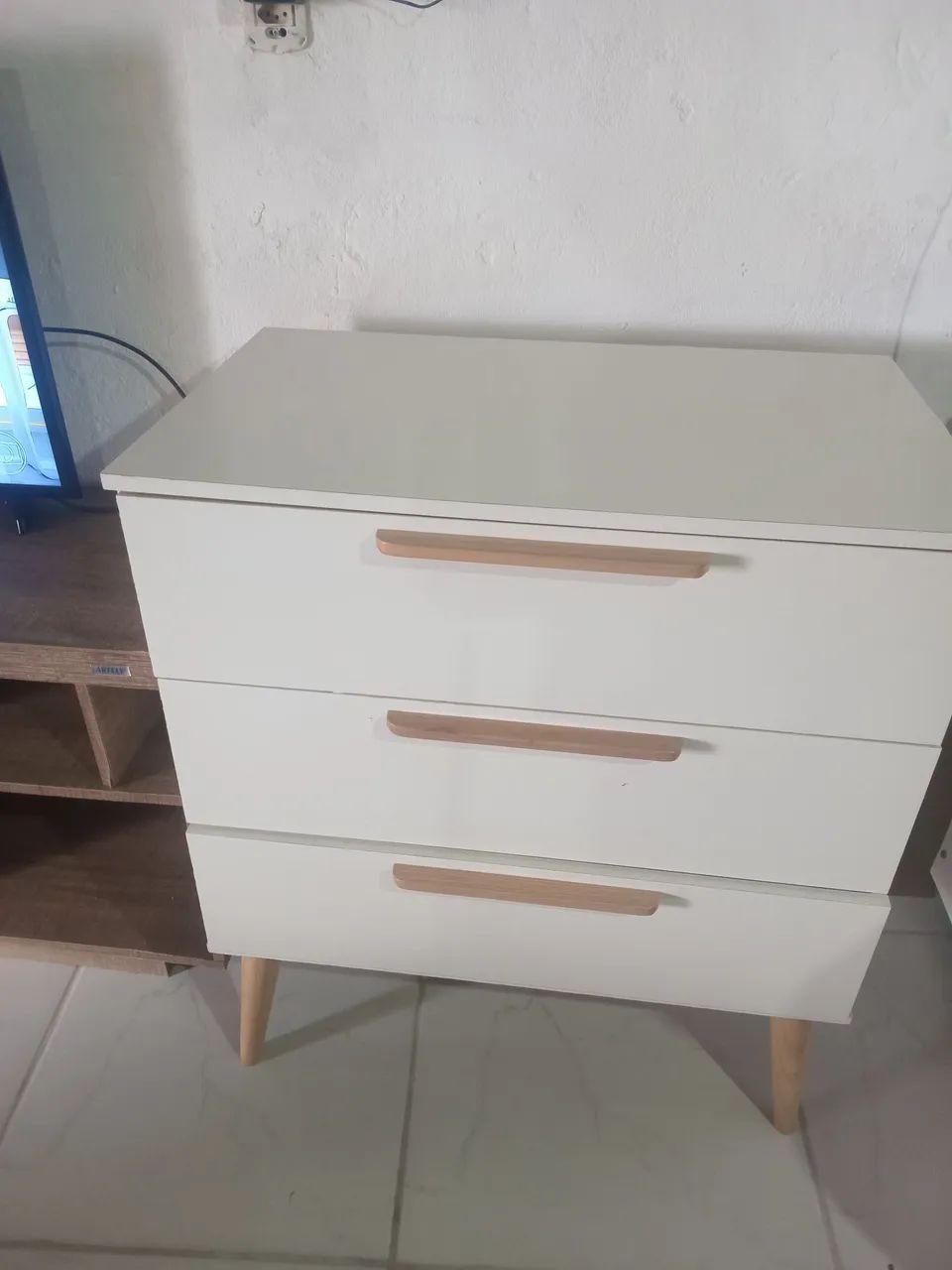 Vendo cômoda 200