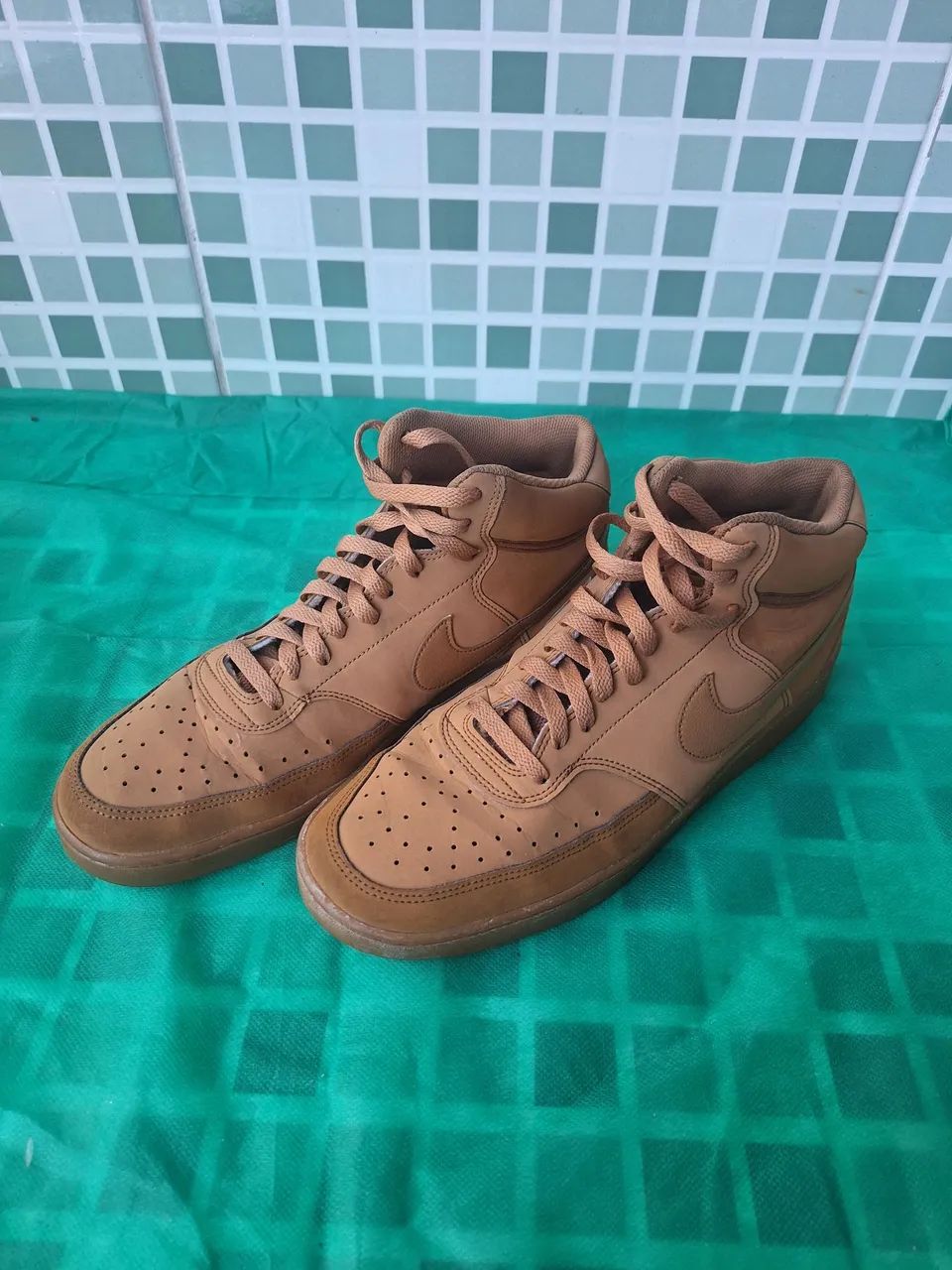 Tênis Nike Court Vision Mid Marrom - Foto 2
