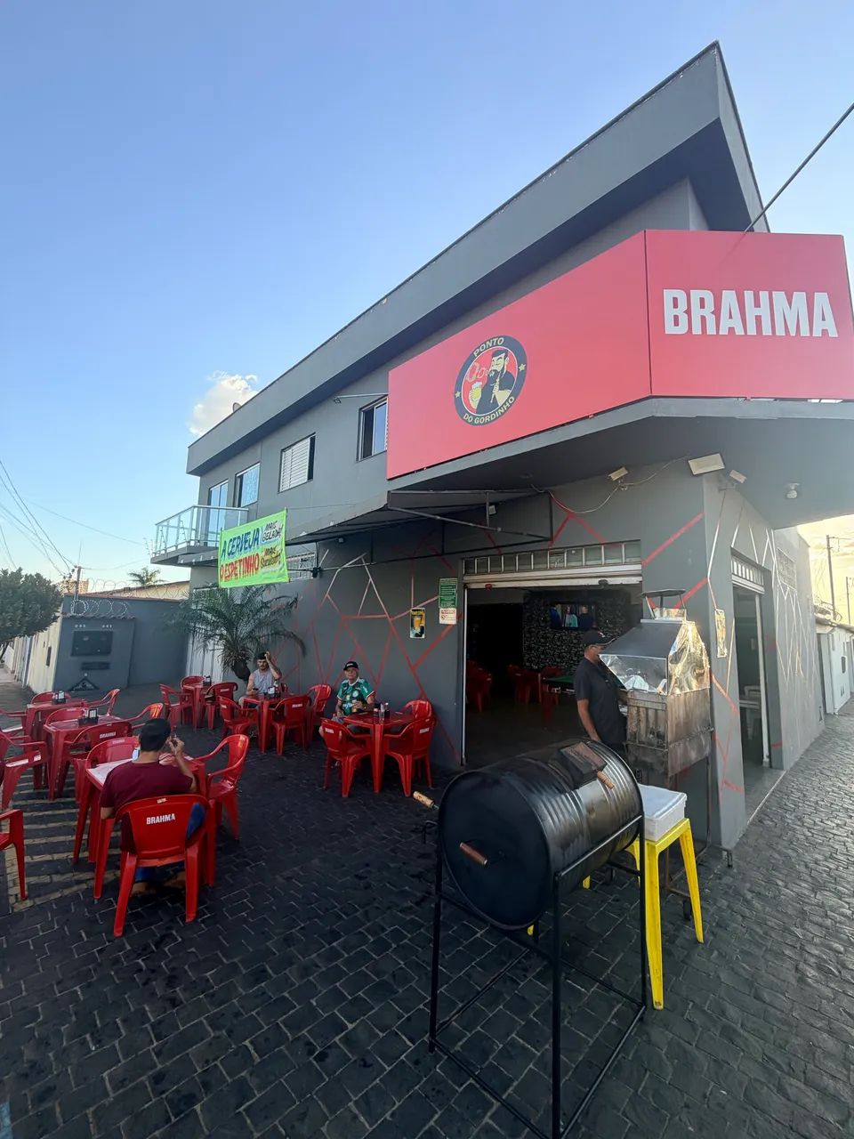 Bar