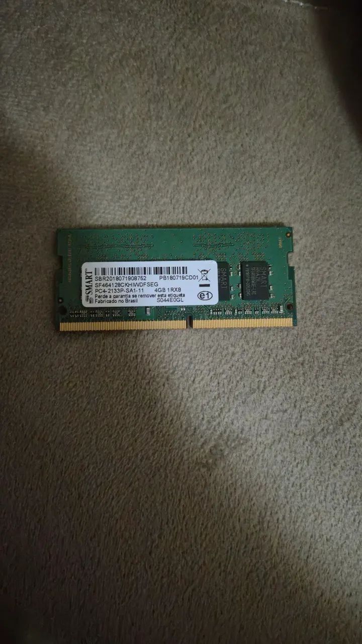 2 DDR4 4GB 2400Mhz + 1 DDR4 2133Mhz 4Gb - Memória RAM - Conjunto