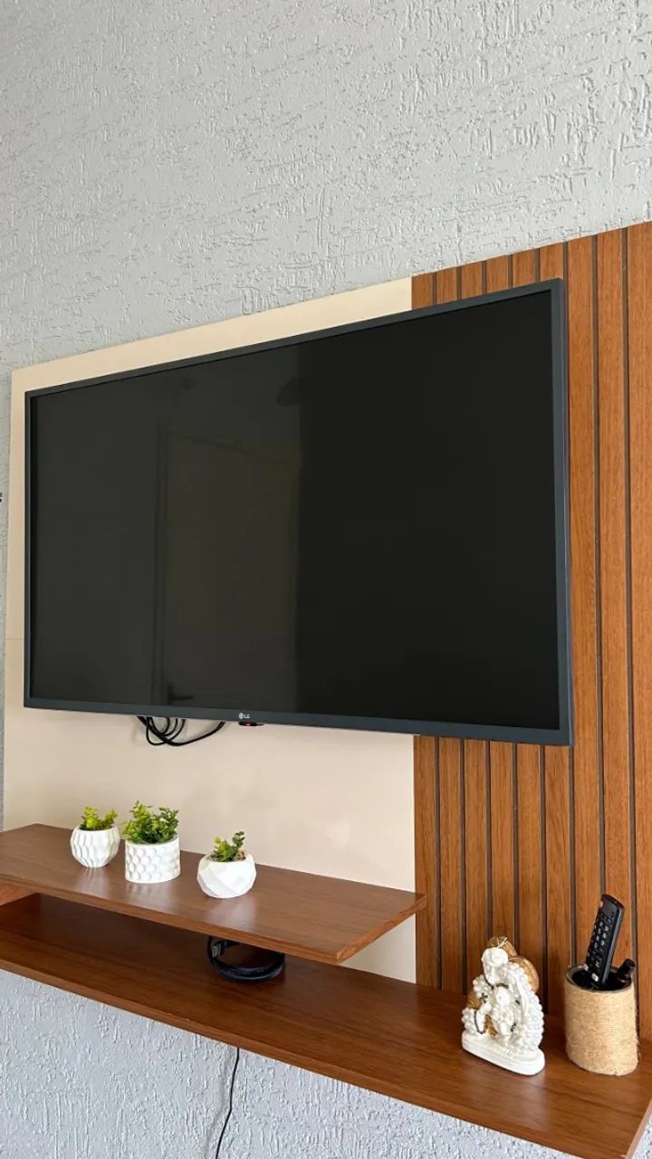 Painel para TV até 50 Polegadas - Ótimo Estado