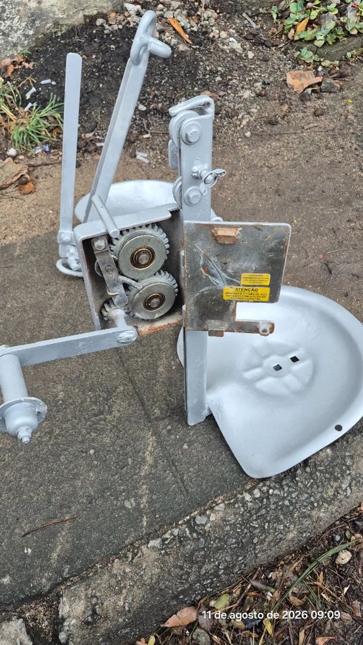 Cadeirinha Sobe e Desce Balancim Aço Ideal Pintura Suspensa