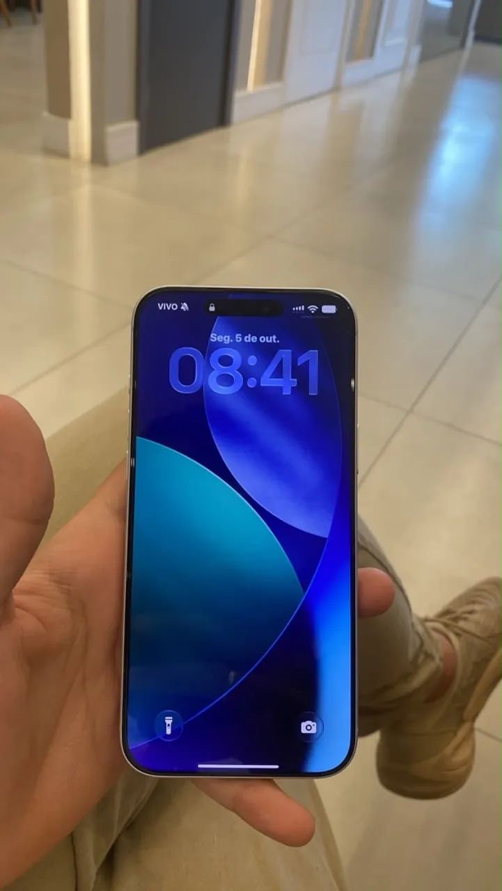 iPhone 17 pro max, com apenas 2 meses de uso e caixa  - Foto 5