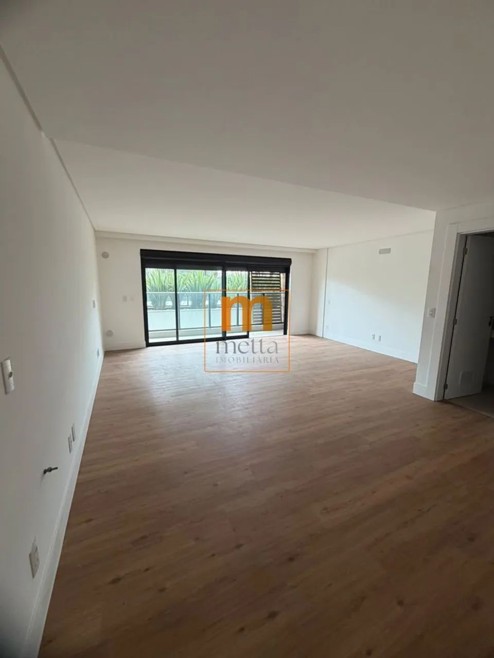 Studio de 47 m² com vaga de garagem no La Spezia, em Florianópolis - Foto 2