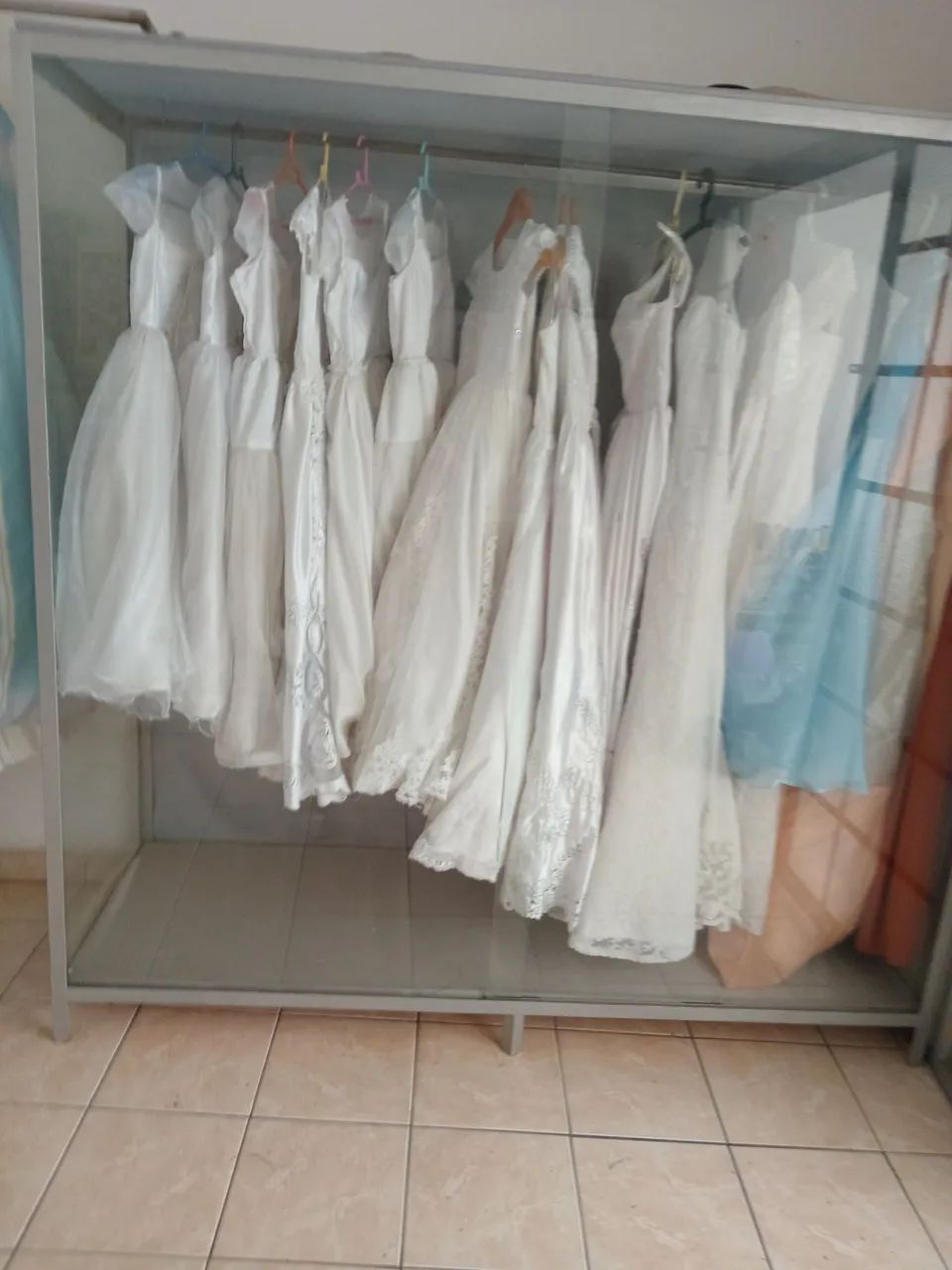 Vendo uma vitrine  espositor 