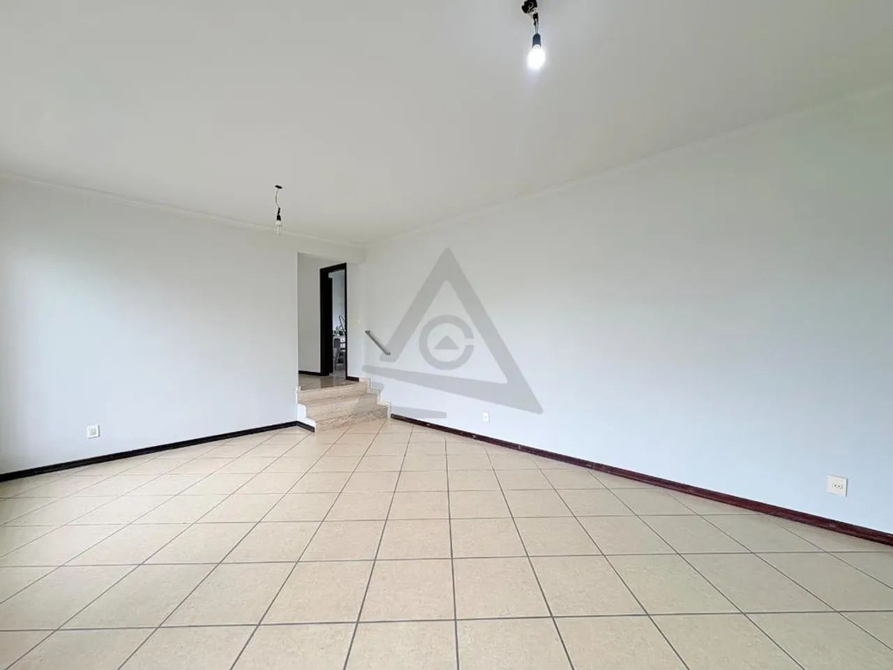 Casa para alugar em Campinas, Chácara Primavera, com 4 quartos, com 357 m² - Foto 3