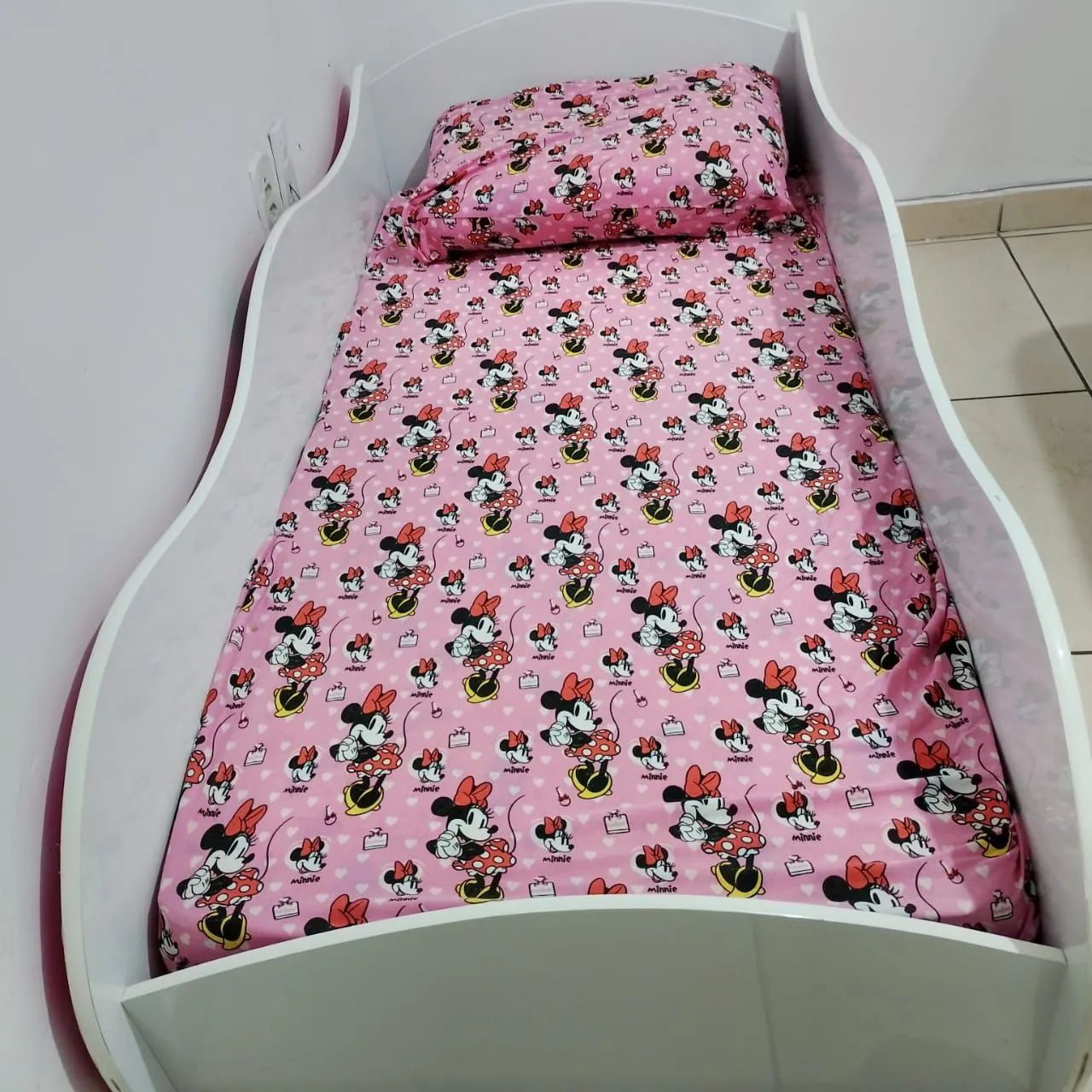 Cama infantil Minnie Rosa com colchão - Foto 4