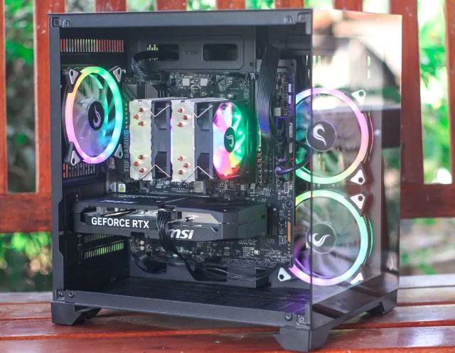7700X - 32GB - RTX 5060Ti - Foto 4